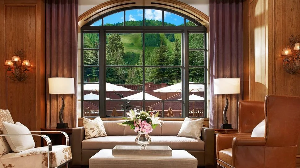 001591-10-Shadow-Mountain-Lounge.jpg