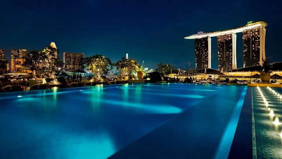 007098-20-Rooftop-Infinity-Pool-Night.jpg