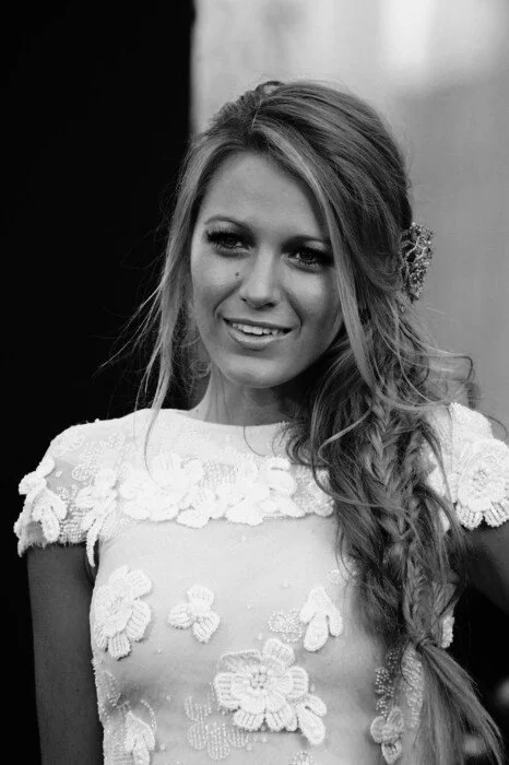 Hair: The Weekend Low Side Pony...
