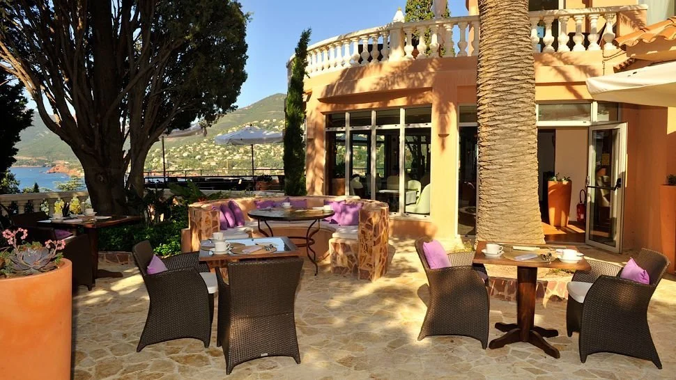 terrace2.jpg