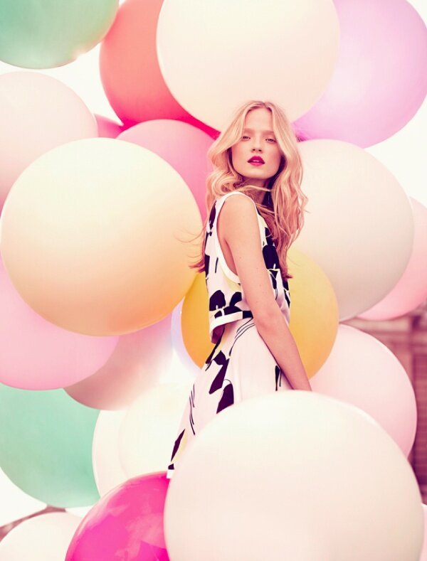 Musings: On Coloring Me Happy...