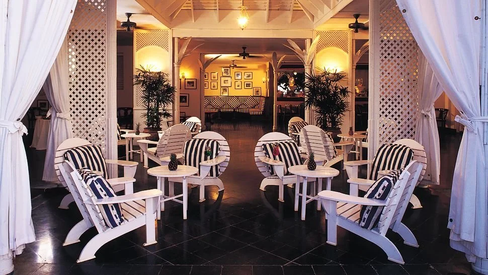 001504-12-lounge.jpg