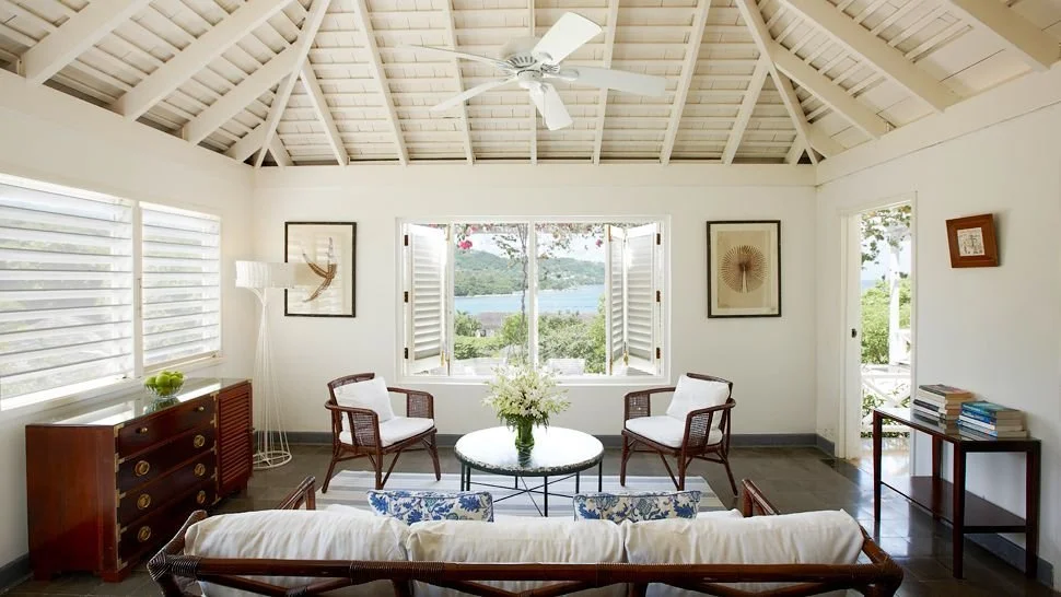 001504-16-villa-living-room.jpg