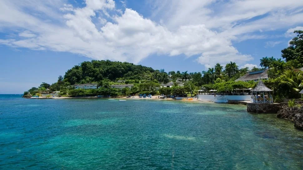 001504-01-exterior-ocean-view.jpg