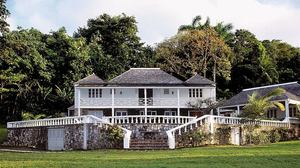 001504-15-villa-exterior.jpg