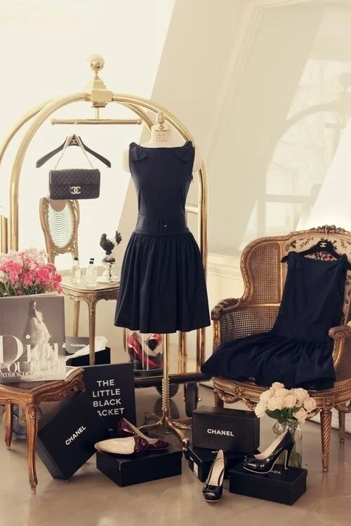 Personal Style: The Sometimes-a-Socialite Foolproof Outfit...