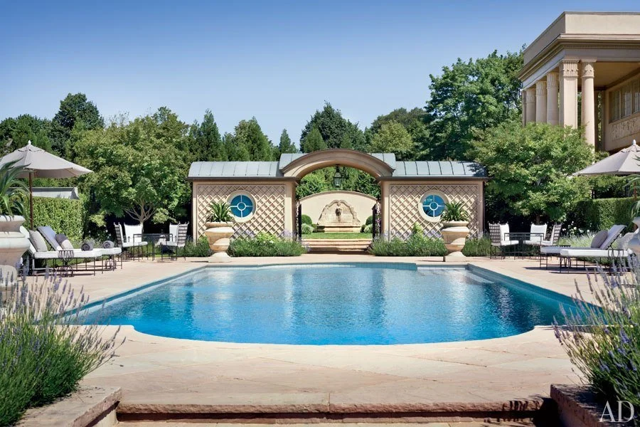 item13.rendition.slideshowHorizontal.camuto-villa-maria-03-pool-terrace.jpg
