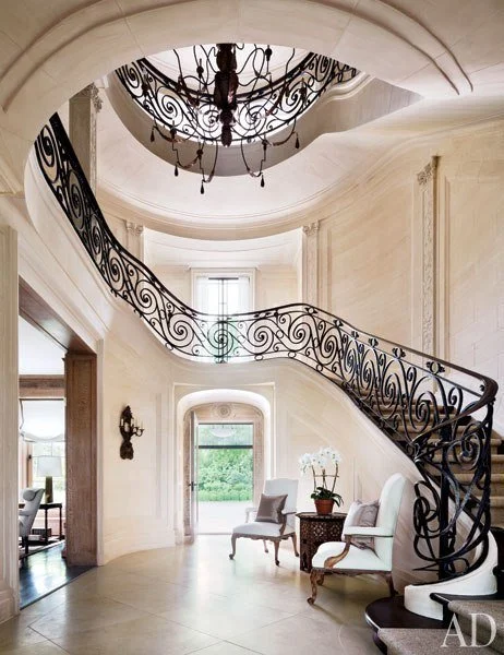 item1.rendition.slideshowVertical.camuto-villa-maria-06-entrance-hall.jpg