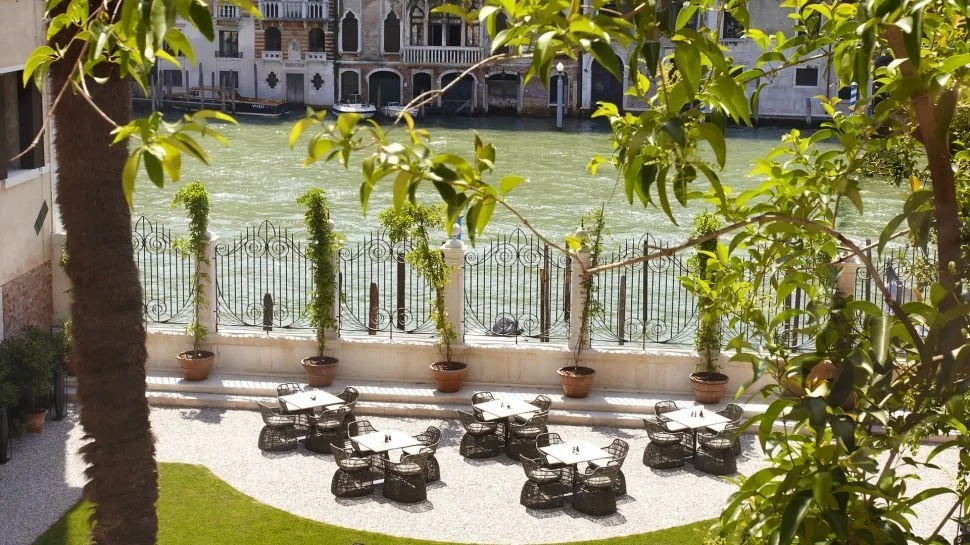 011279-15-RS1072_Aman-Canal-Grande-Venice---Garden-Terrace-hpr.jpg