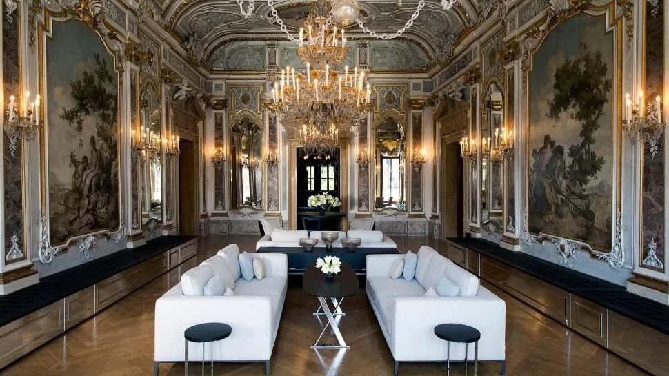 011279-10-RS796_Aman-Canal-Grande-Venice---Piano-Nobile-Lounge.jpg
