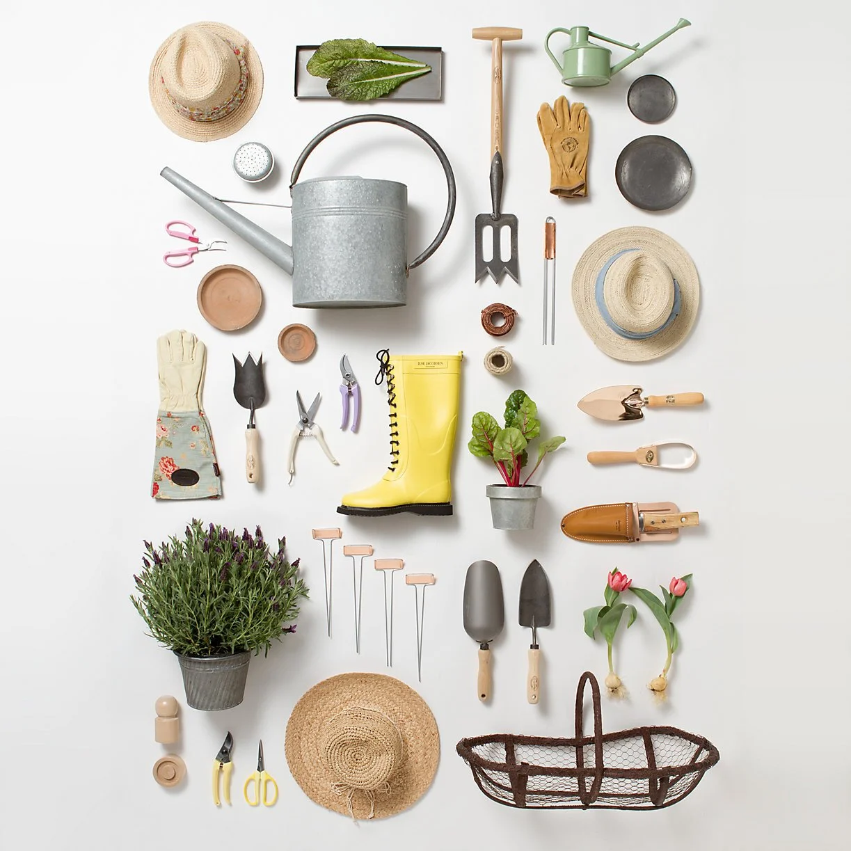 For Mom: Garden-Inspired Gifts Blooming with Love...