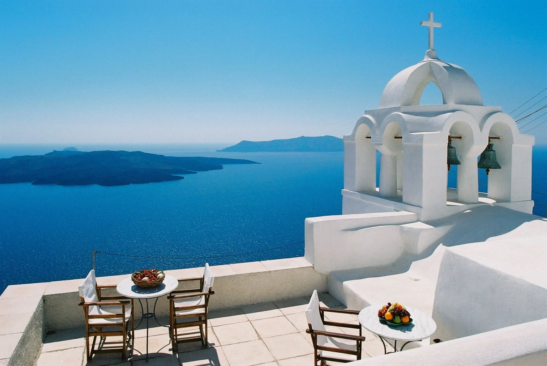 Color Crush: Adriatic Blue + Glistening Gold...