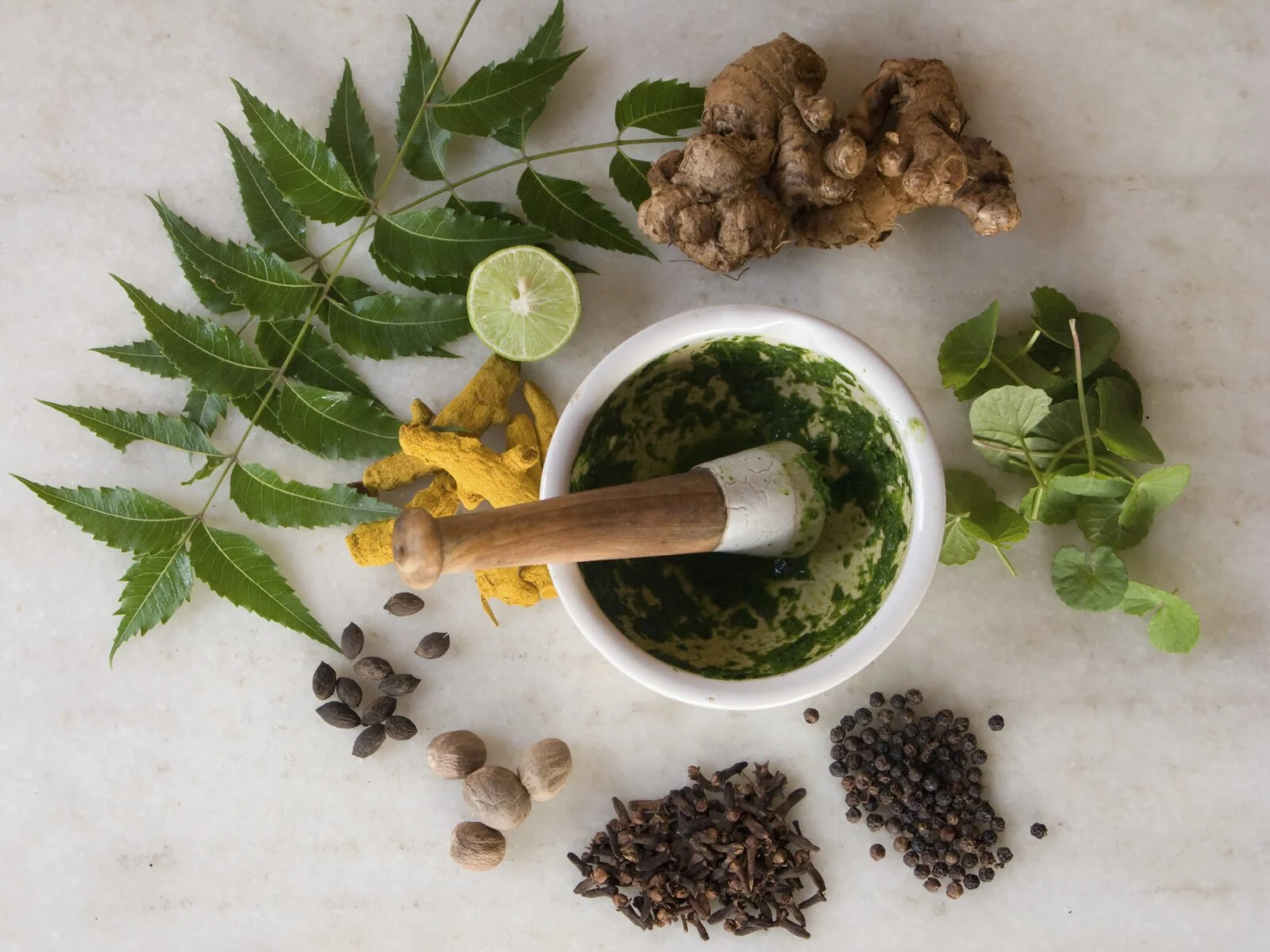 Mind & Body: Amazing Natural Wonders for Beauty & Health...