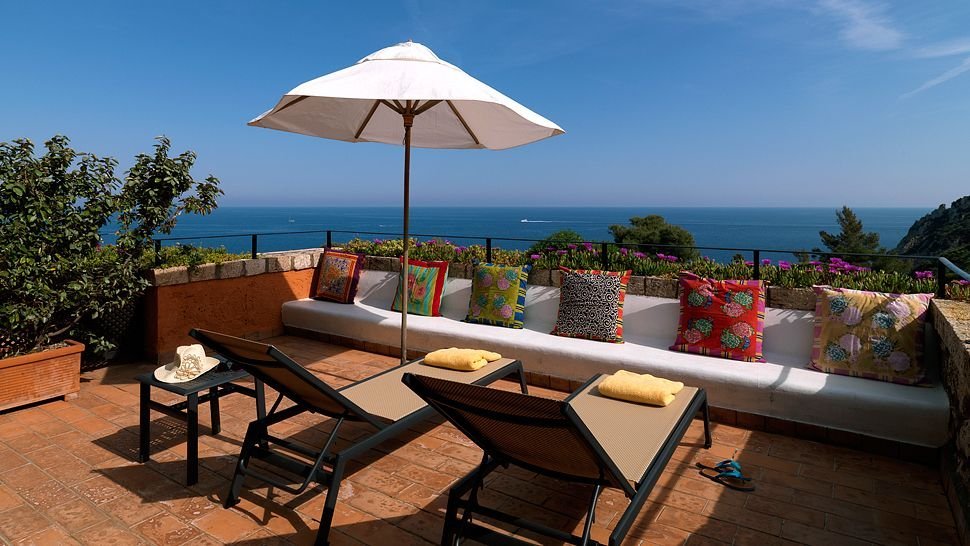 003081-05-Junior Suite Sea View.jpg