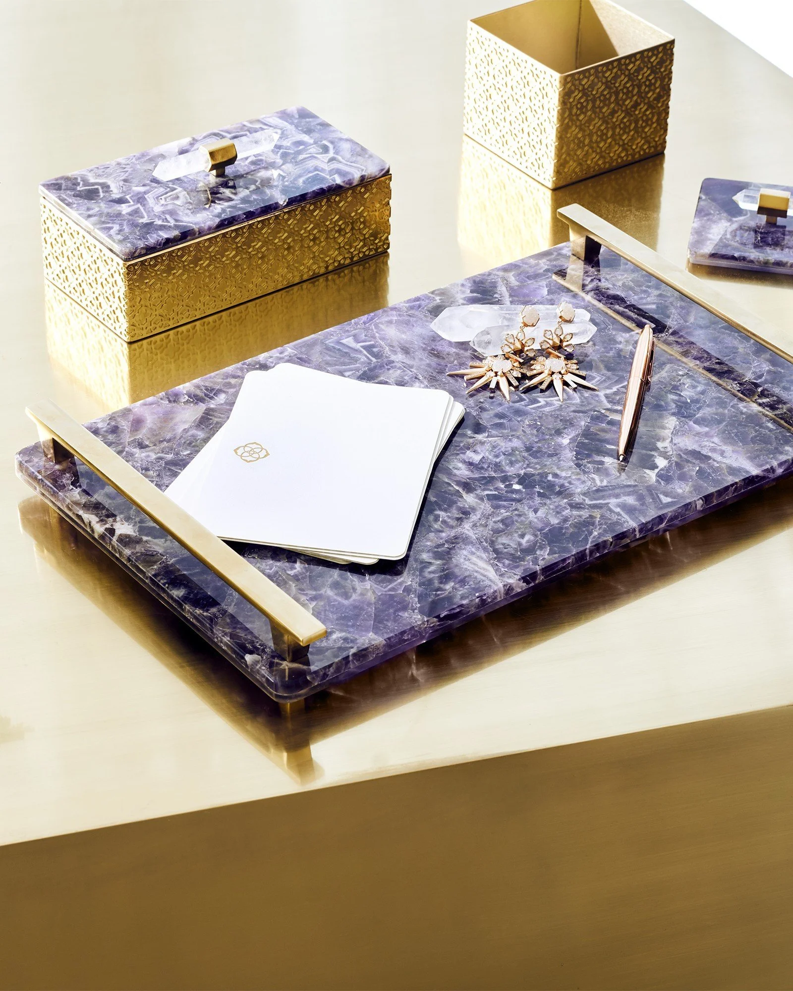 kendra-scott-home-stone-tray-blue-sodalite-bright-brass-b-01_1.jpeg