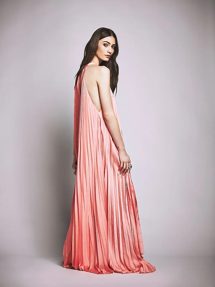 Color Crush: The Seductive Allure of Nectar...