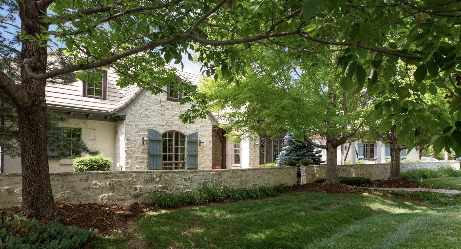 7 Foxtail Circle