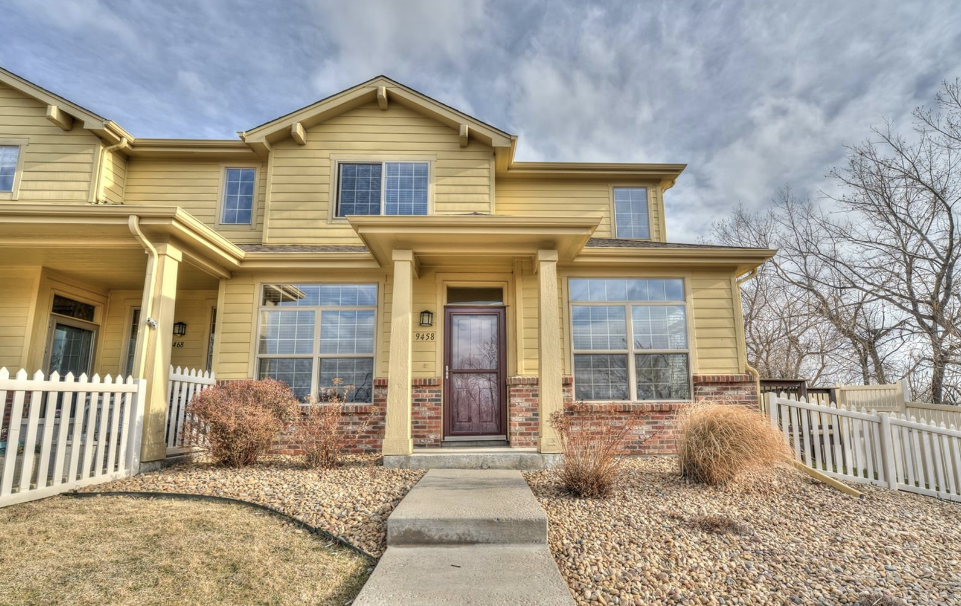 9458 W 107th Place