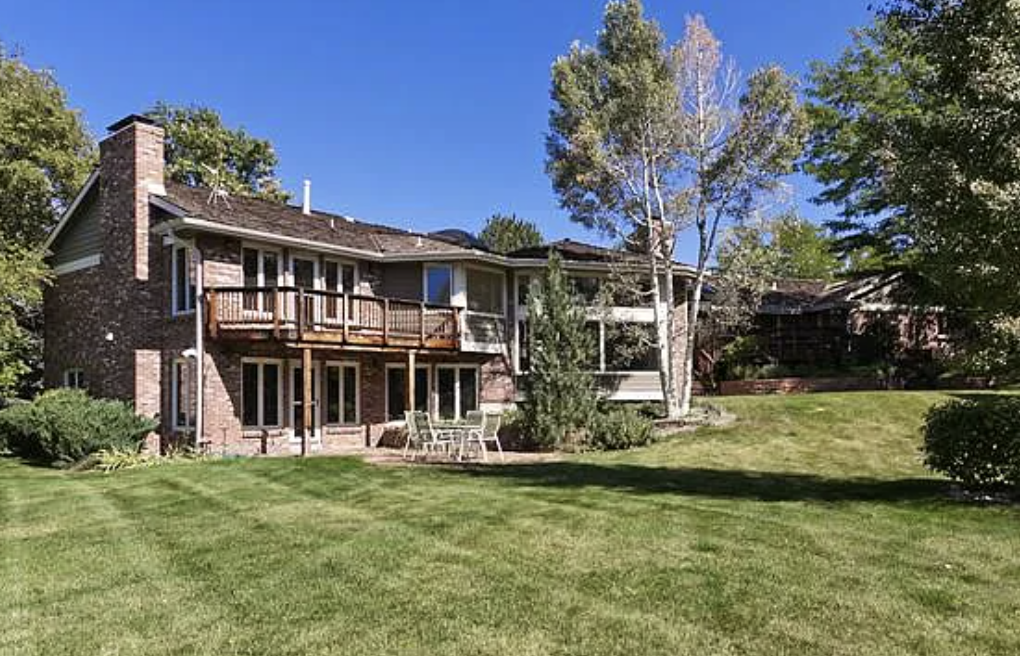 29 Charlou Cir