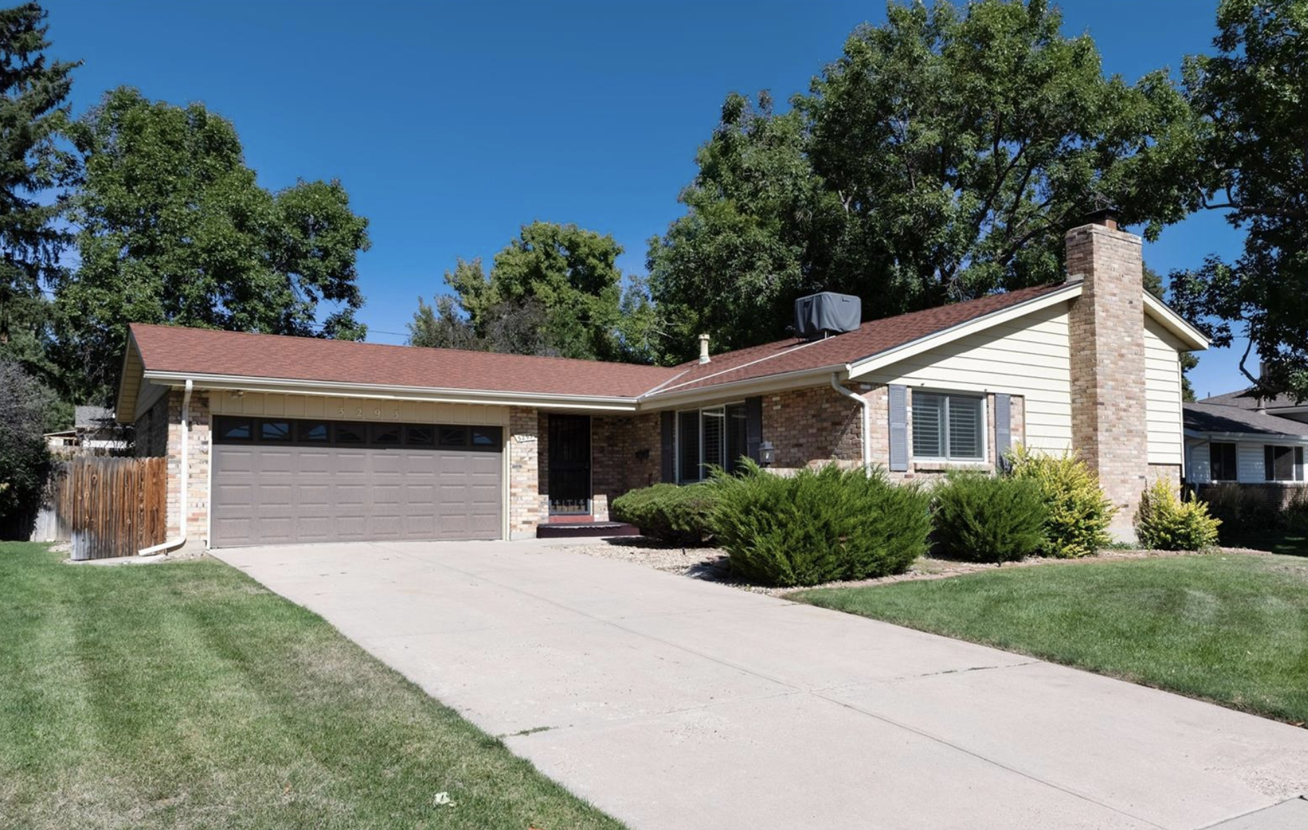 3293 S Willow Court