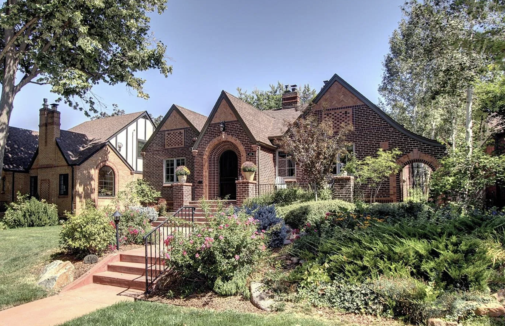 416 N Dahlia Street