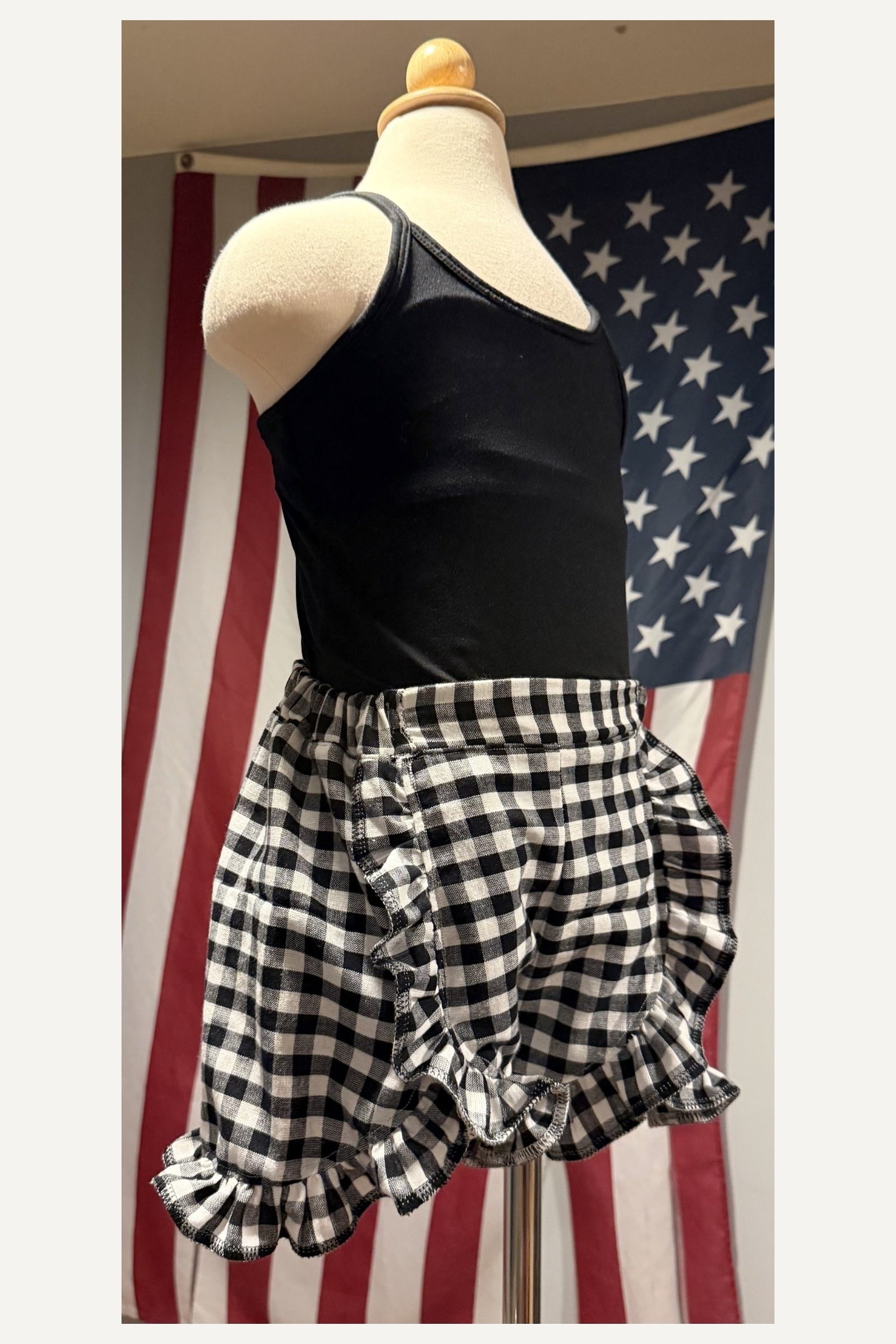 BBT_Gingham_Angle_2x3.jpg