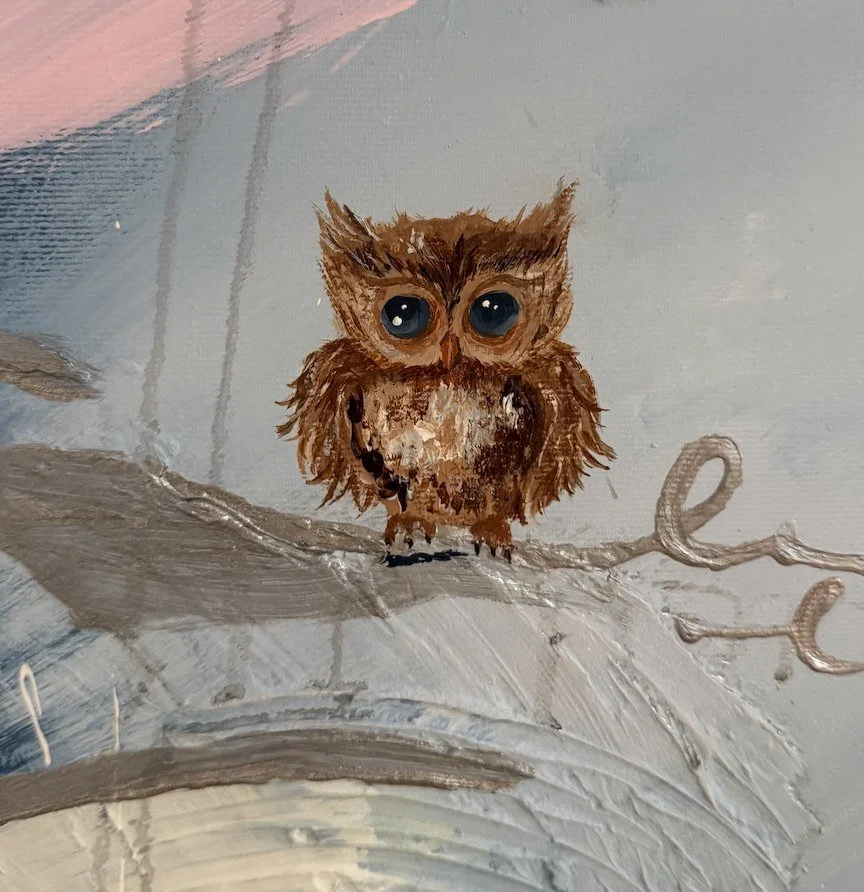 Cotton Candy Sky – hidden owl detail by Sabrina Richter, series Seen and Unseen – abstraktes Originalgemälde, Acryl auf Leinwand, Kunst kaufen