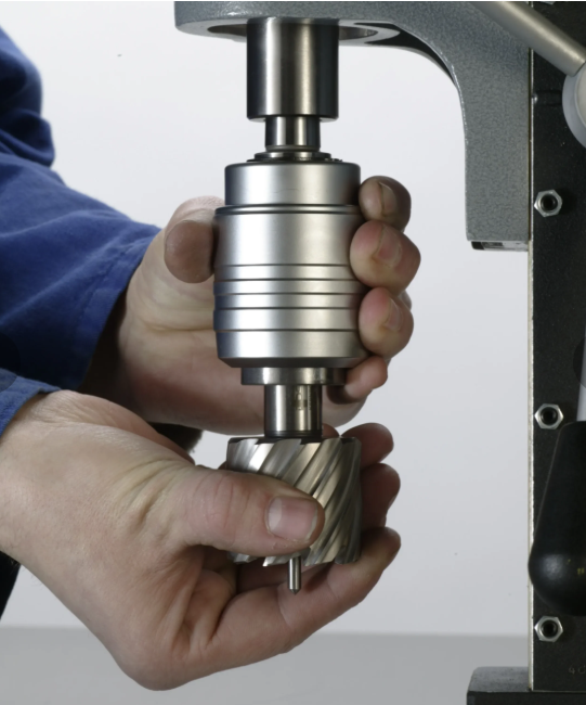 BDS MAB825 Magnetic Base Drill - 4.png