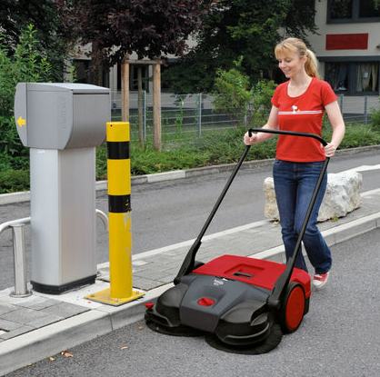 Haaga 677 Industrial Floor Sweeper - 2.png