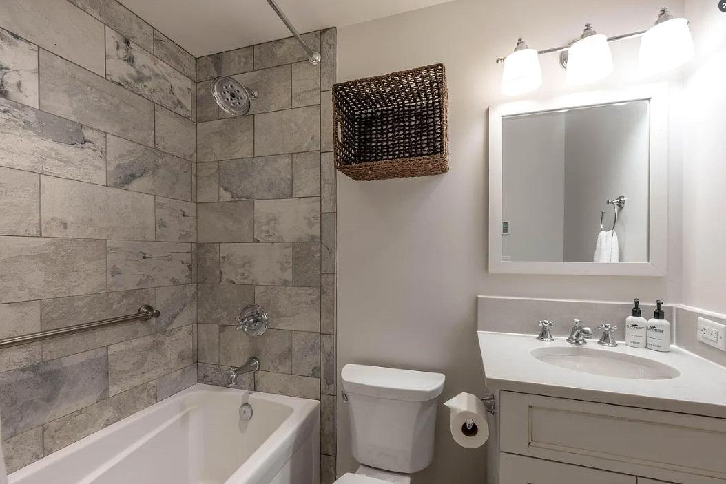Bunk room bathroom