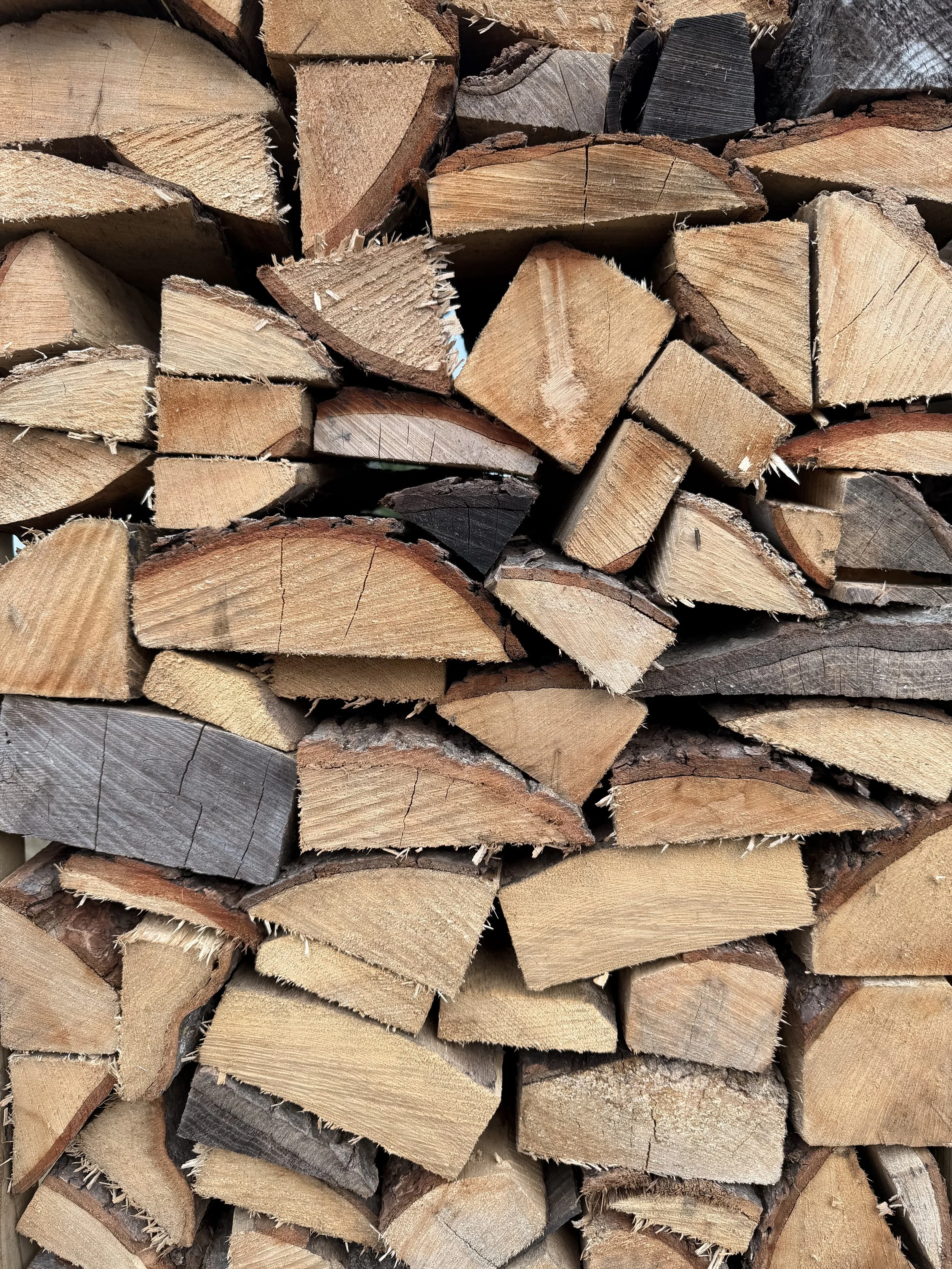 Seasoned Hardwood Firewood (Face Cord)