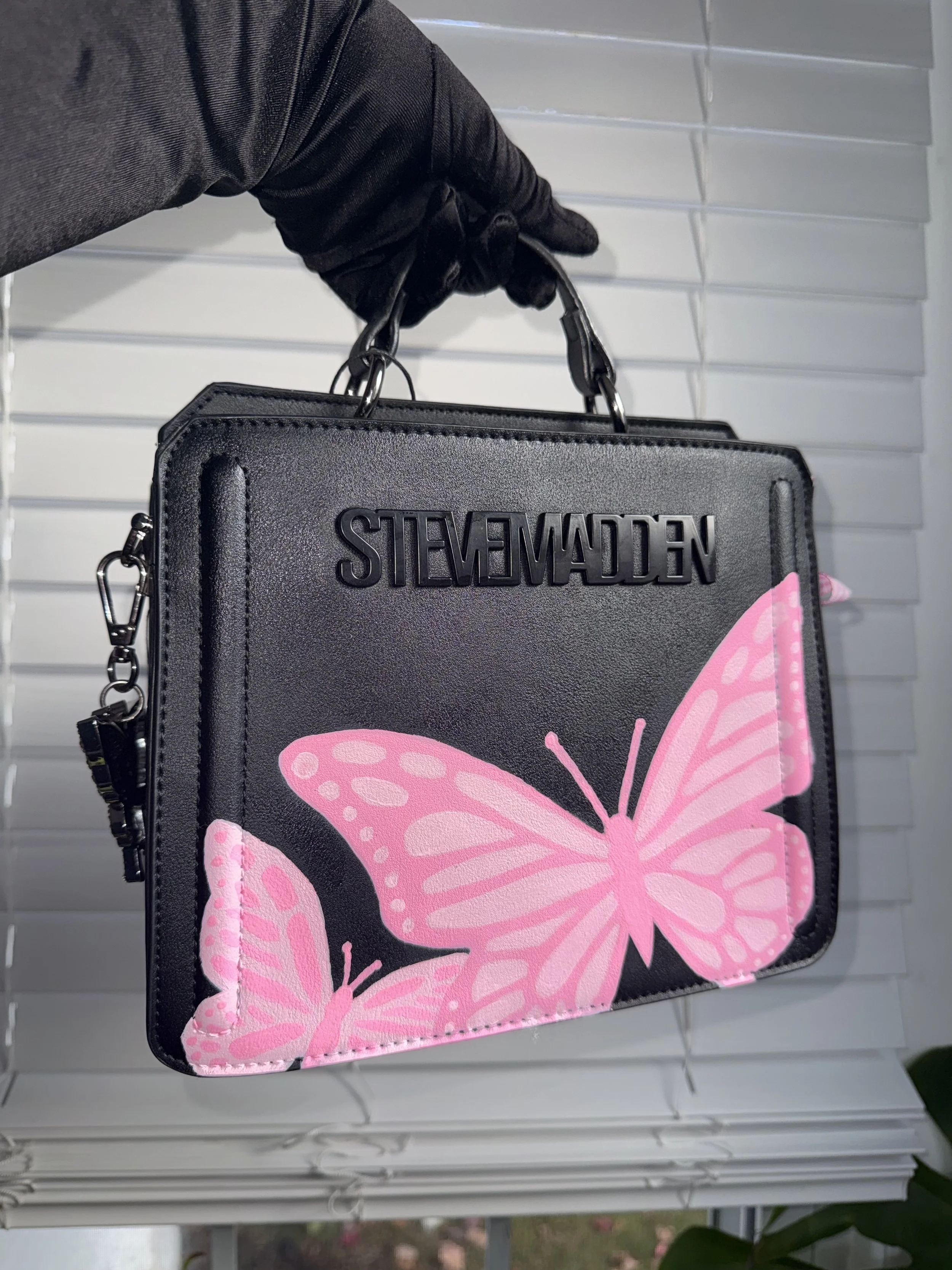 Pink Butterfly Bevelyn