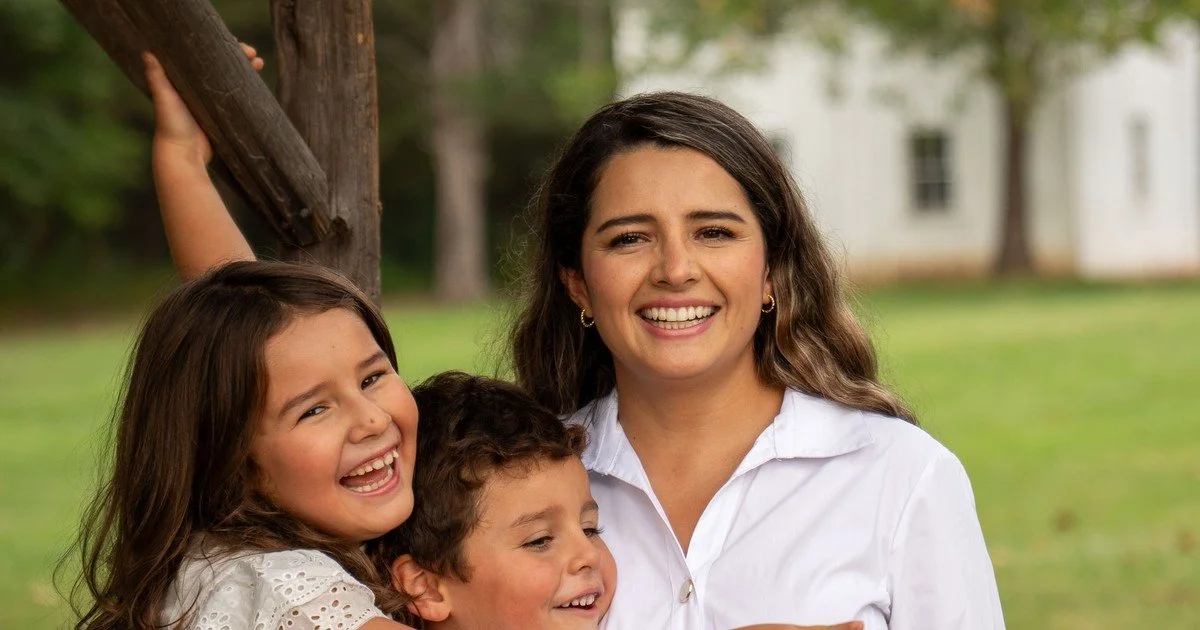 What Happens When Your Kids Won't Pose for Family Photos