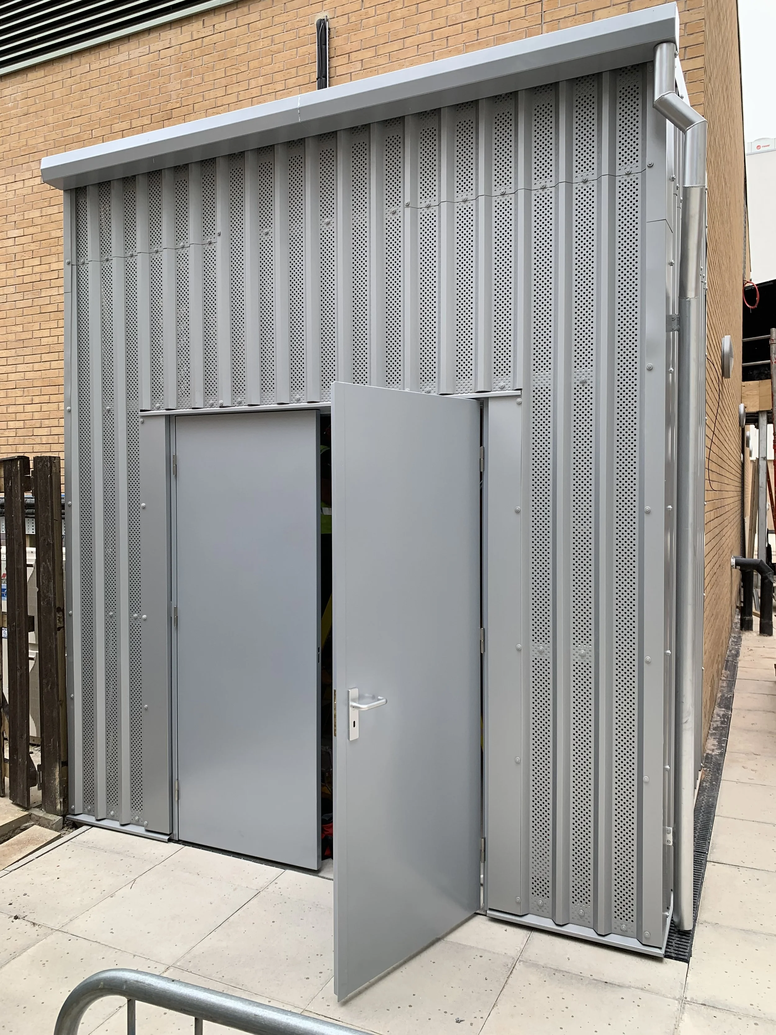 ventilated-steel-plant-room-double-doors-1.jpg