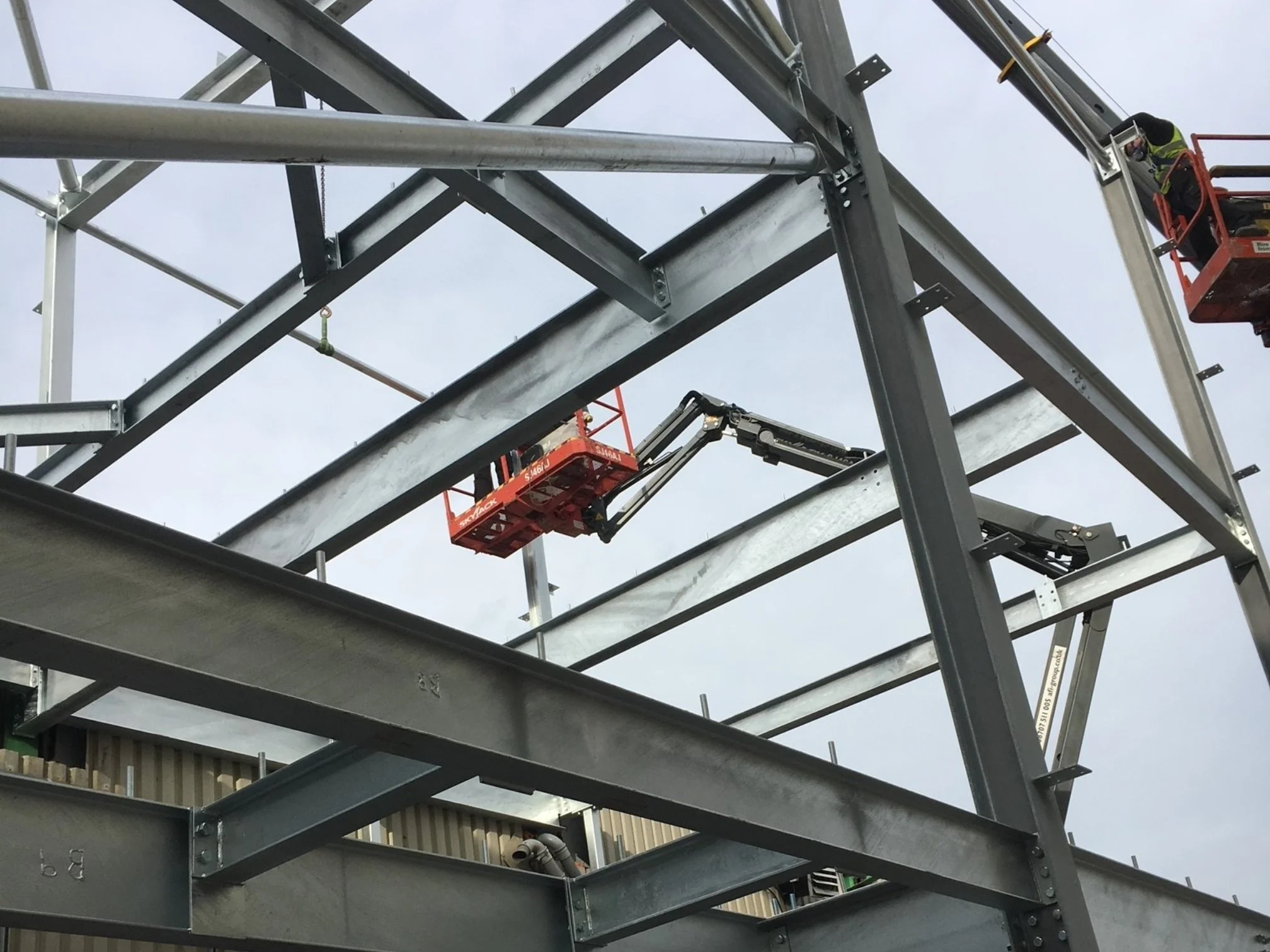 Multi-storey structural steel frame for commercial building under construction_2.jpg