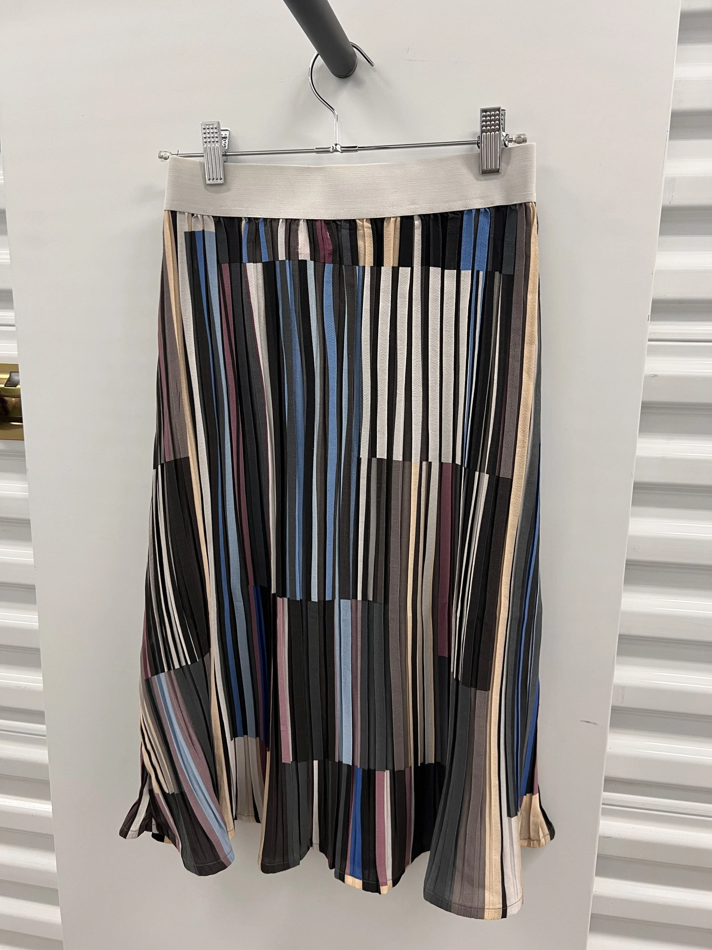 pleatsplsss skirt