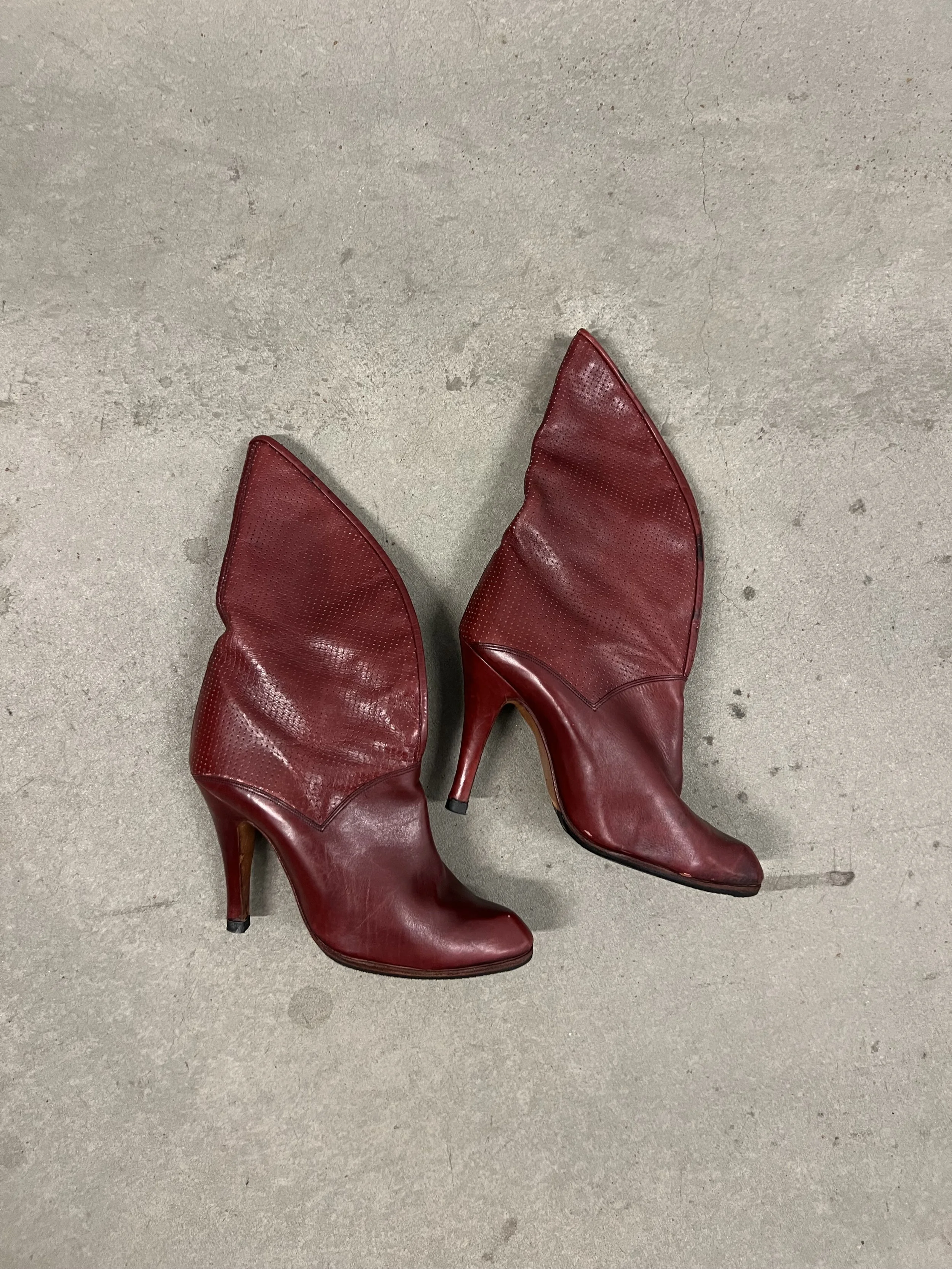 red boots