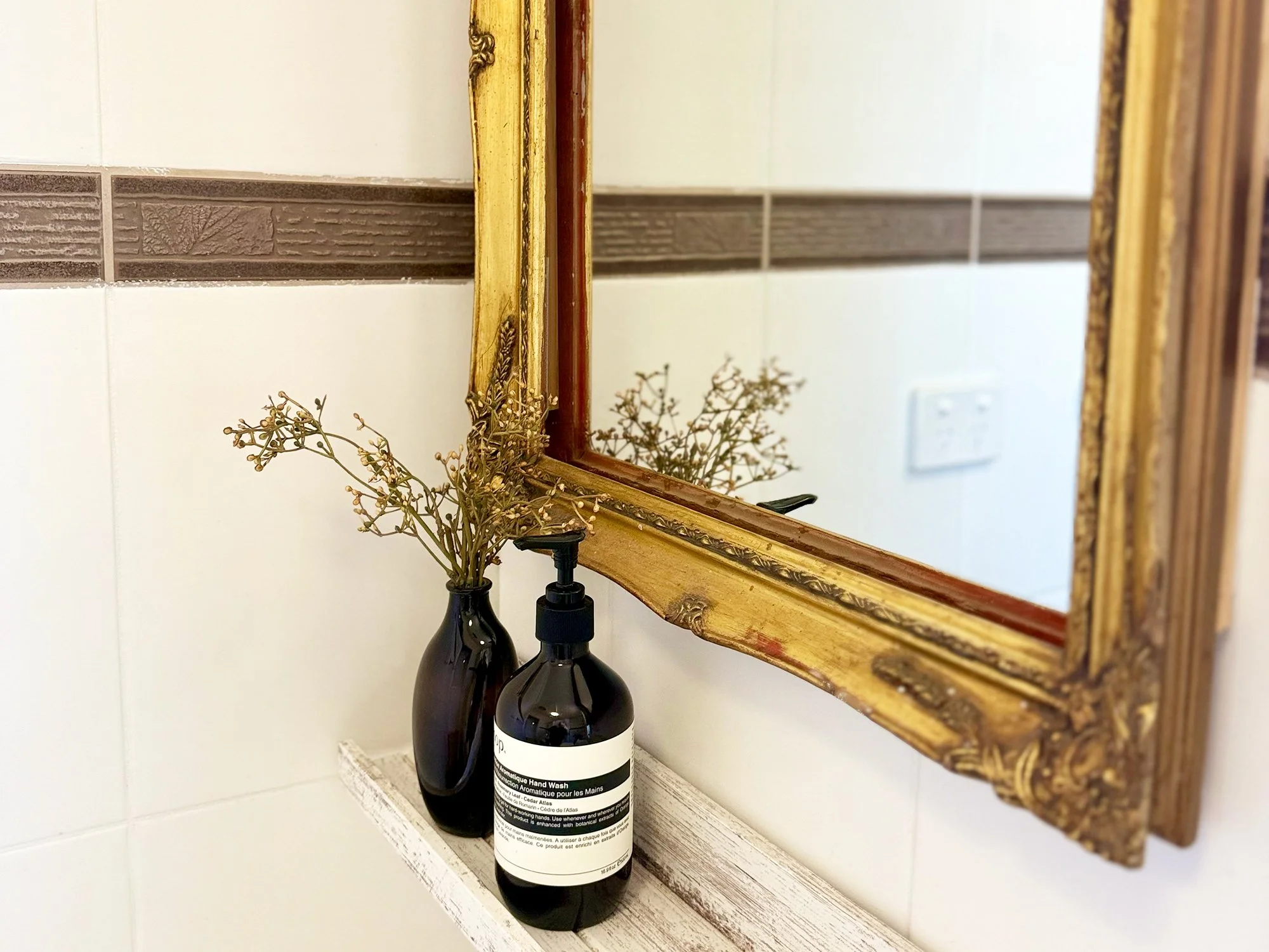 11. Bathroom.jpg