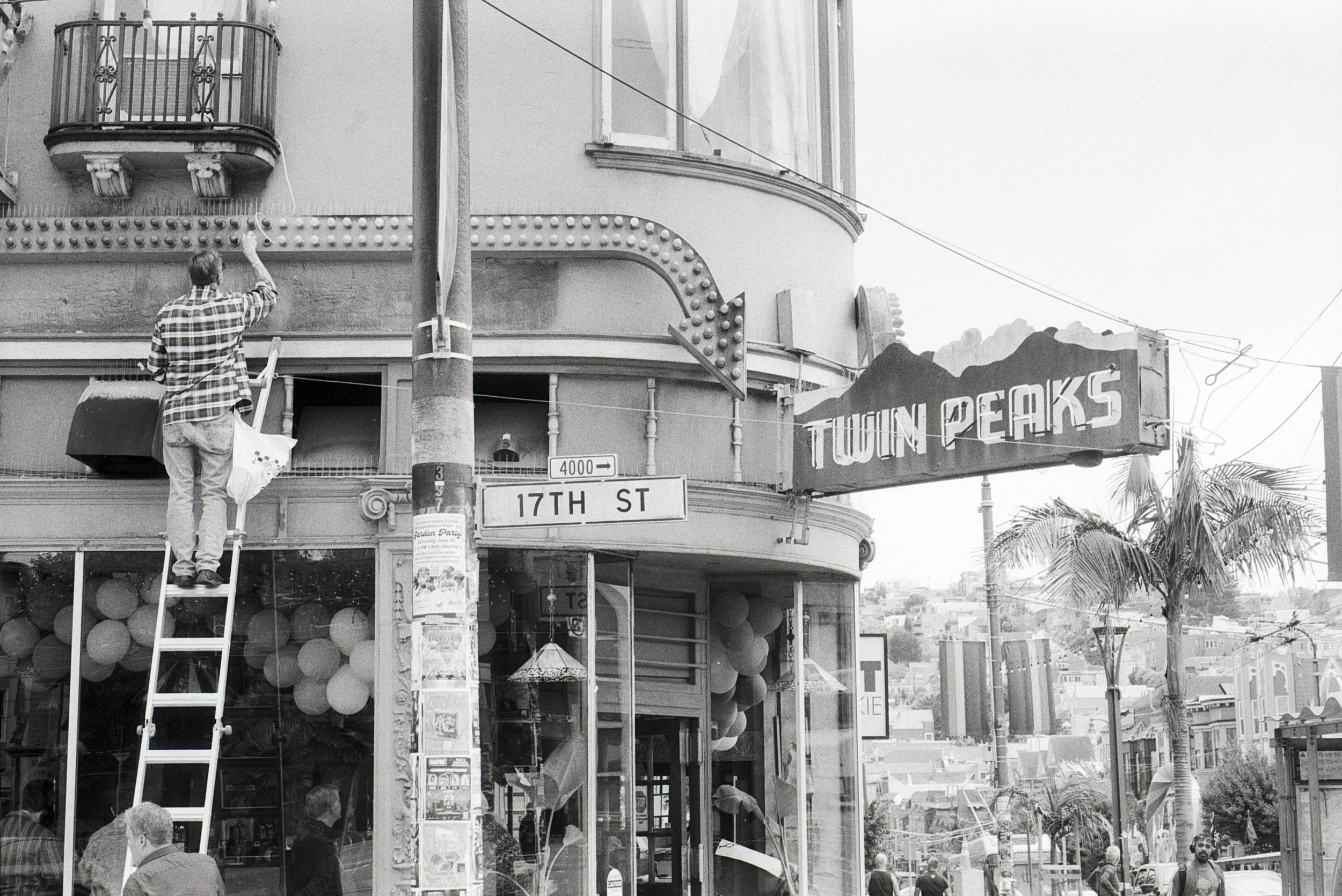 twin_peaks_lights.jpg