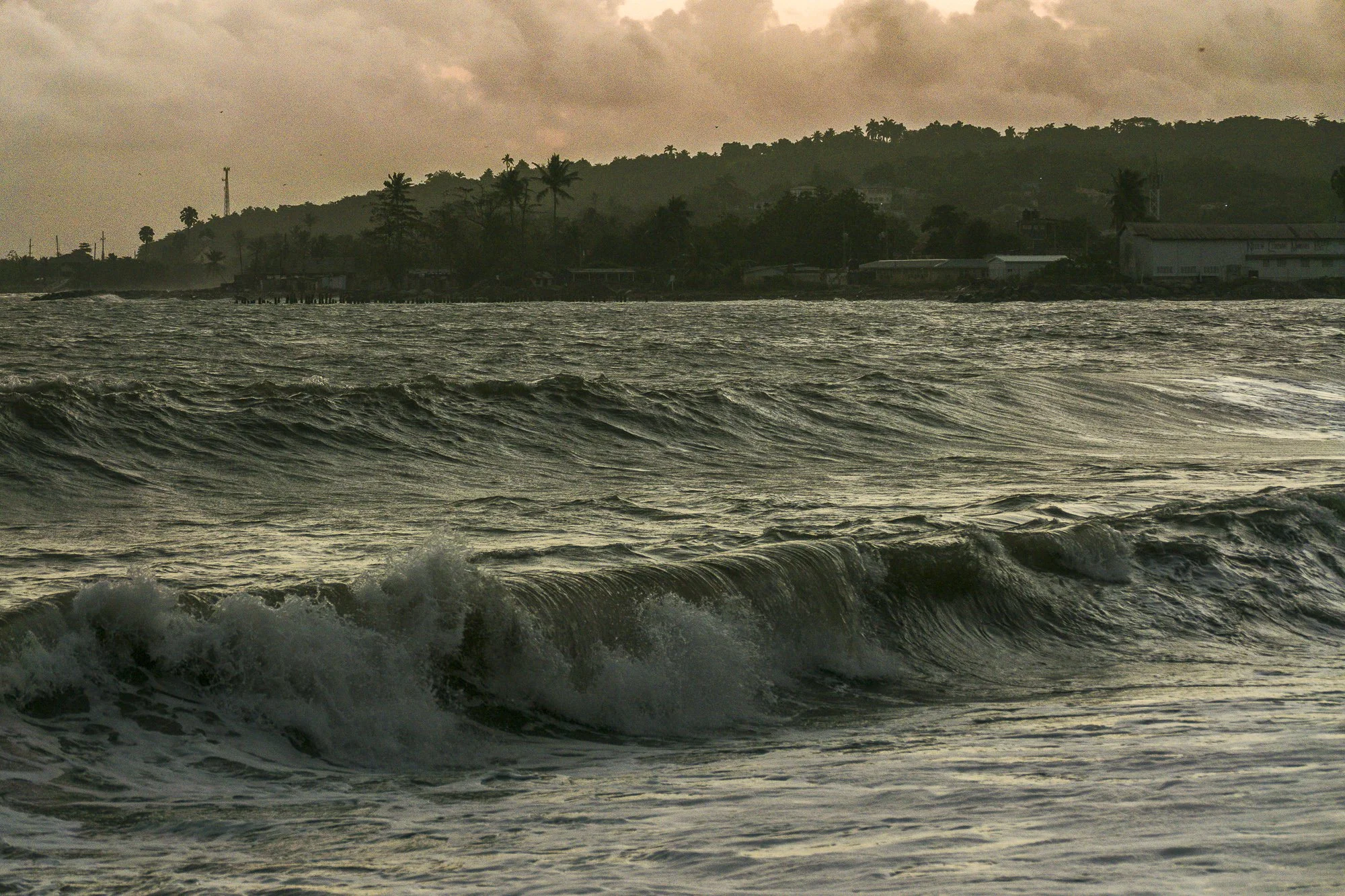 7. Anotto Bay - Buff Bay-7020.jpg