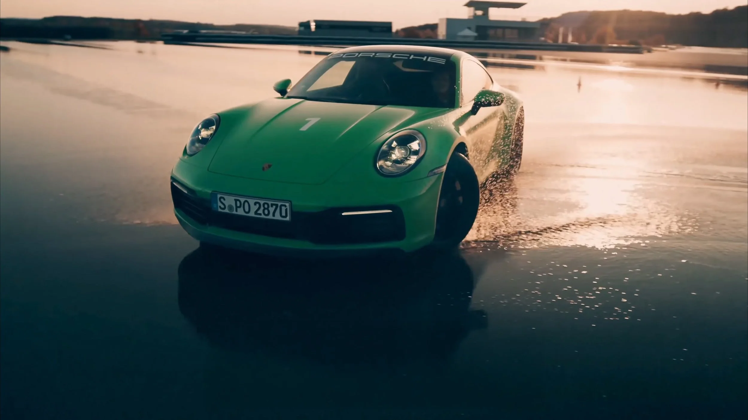 PORSCHE