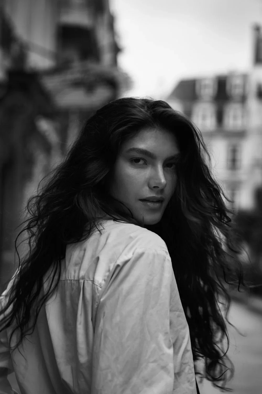HELENA - PARIS