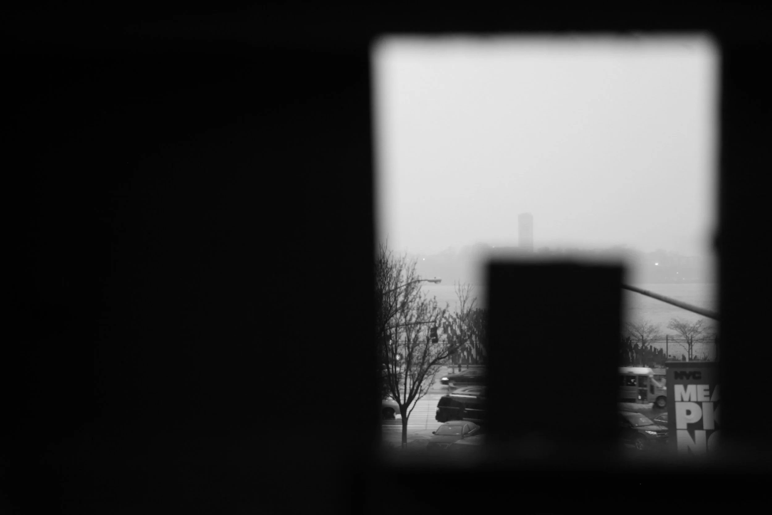 24FRAMES_02.jpg