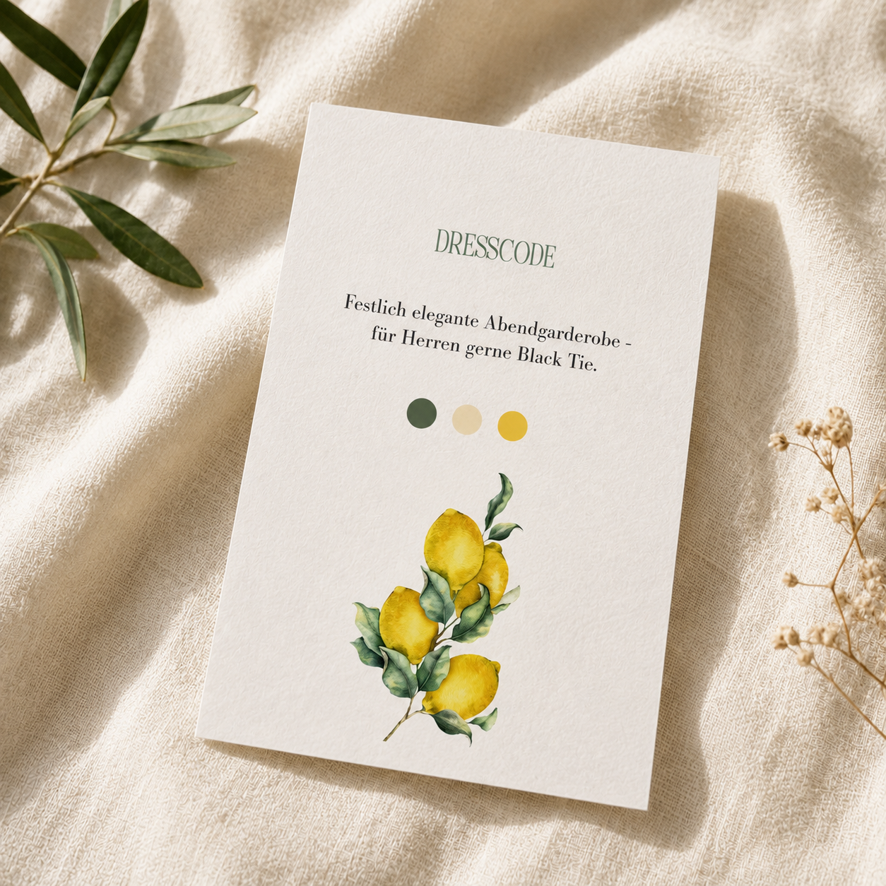 Dresscode-Karte zur Hochzeit mit Farbangaben und Zitronenmotiv