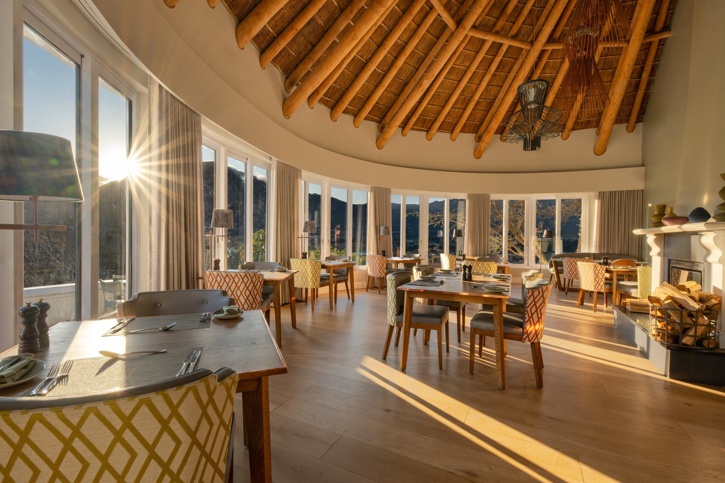 04-Mont-Rochelle-Miko-Restaurant-LR.jpg