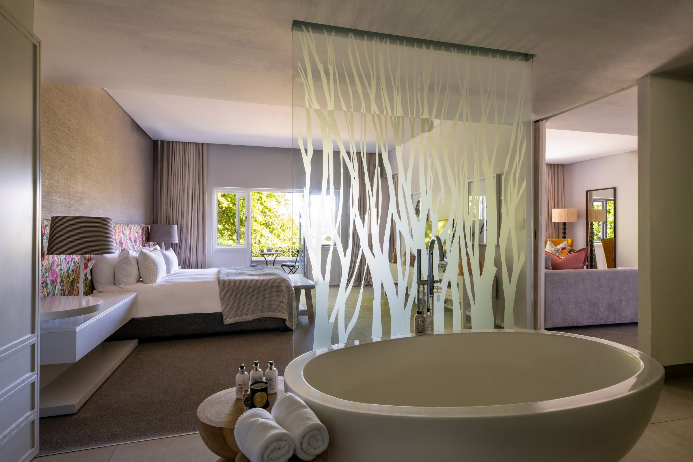 08-Mont-Rochelle-Pinotage-Suite-29-2.jpg