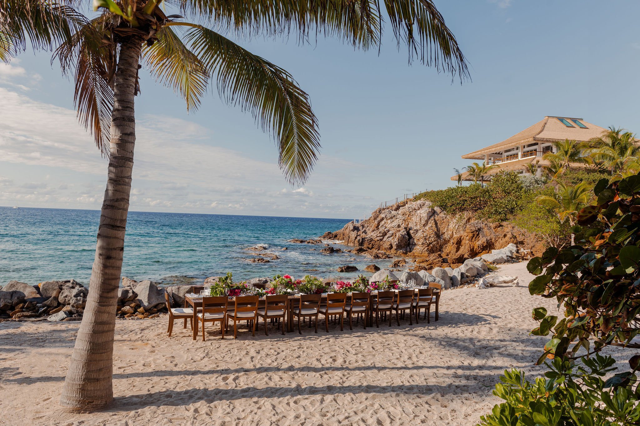01-Branson-Beach-Estate-Beach-Dining-2-LR.jpg