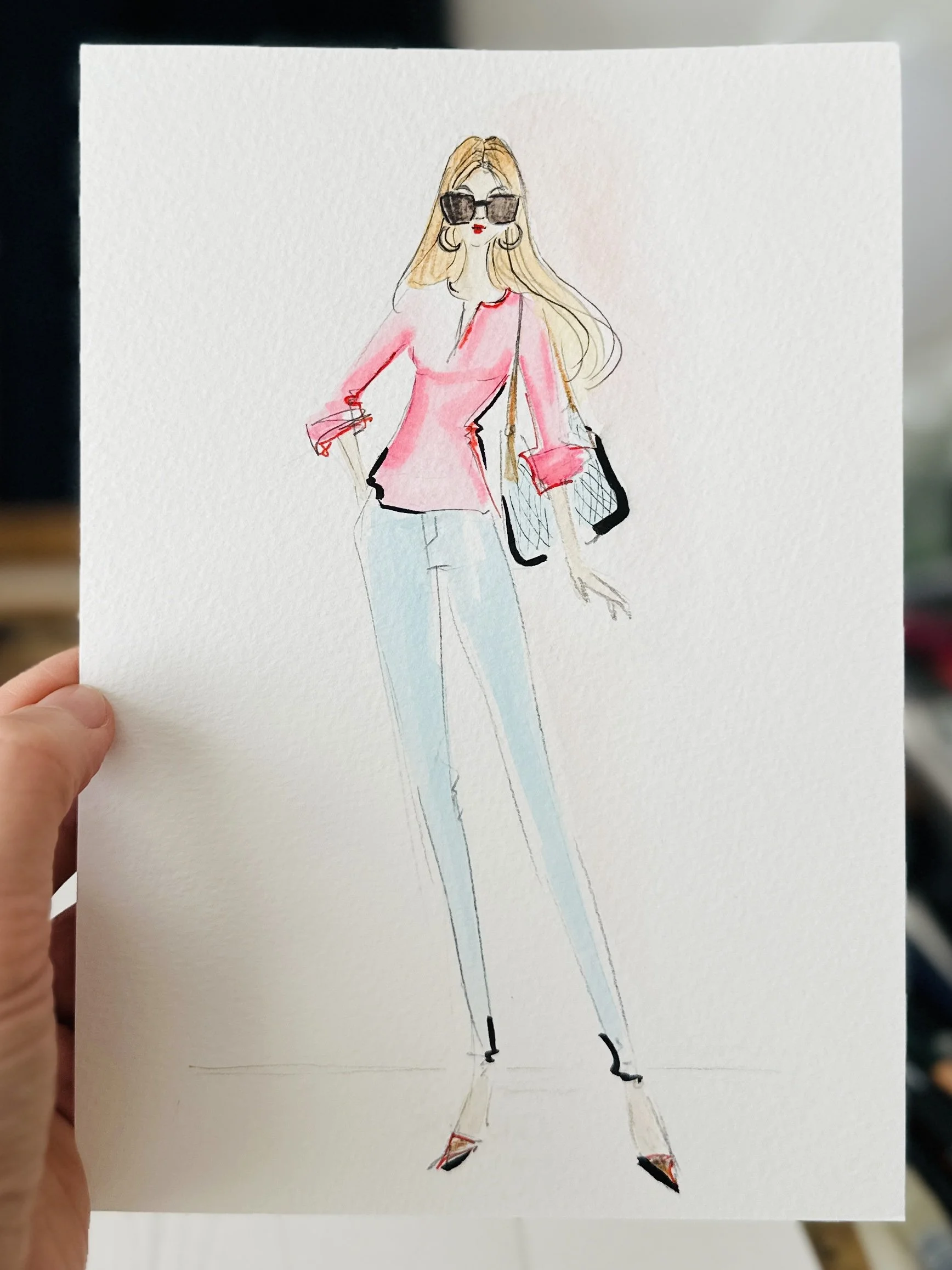 Fashion Illustration Live Event Zeichnung Anna Schwarzer  | Woman with pink shirt, jeans and sunglasses