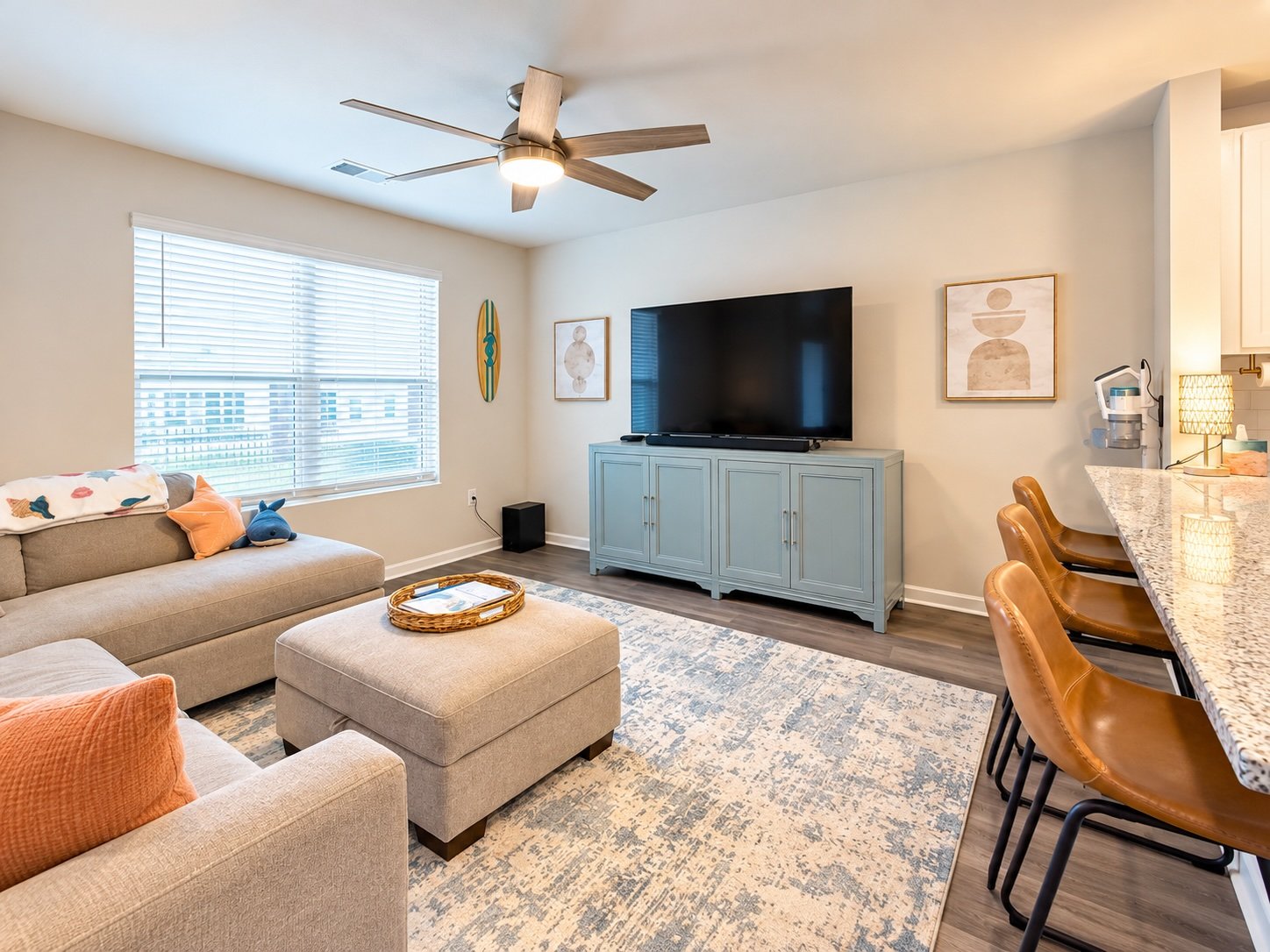living-room-001.jpg