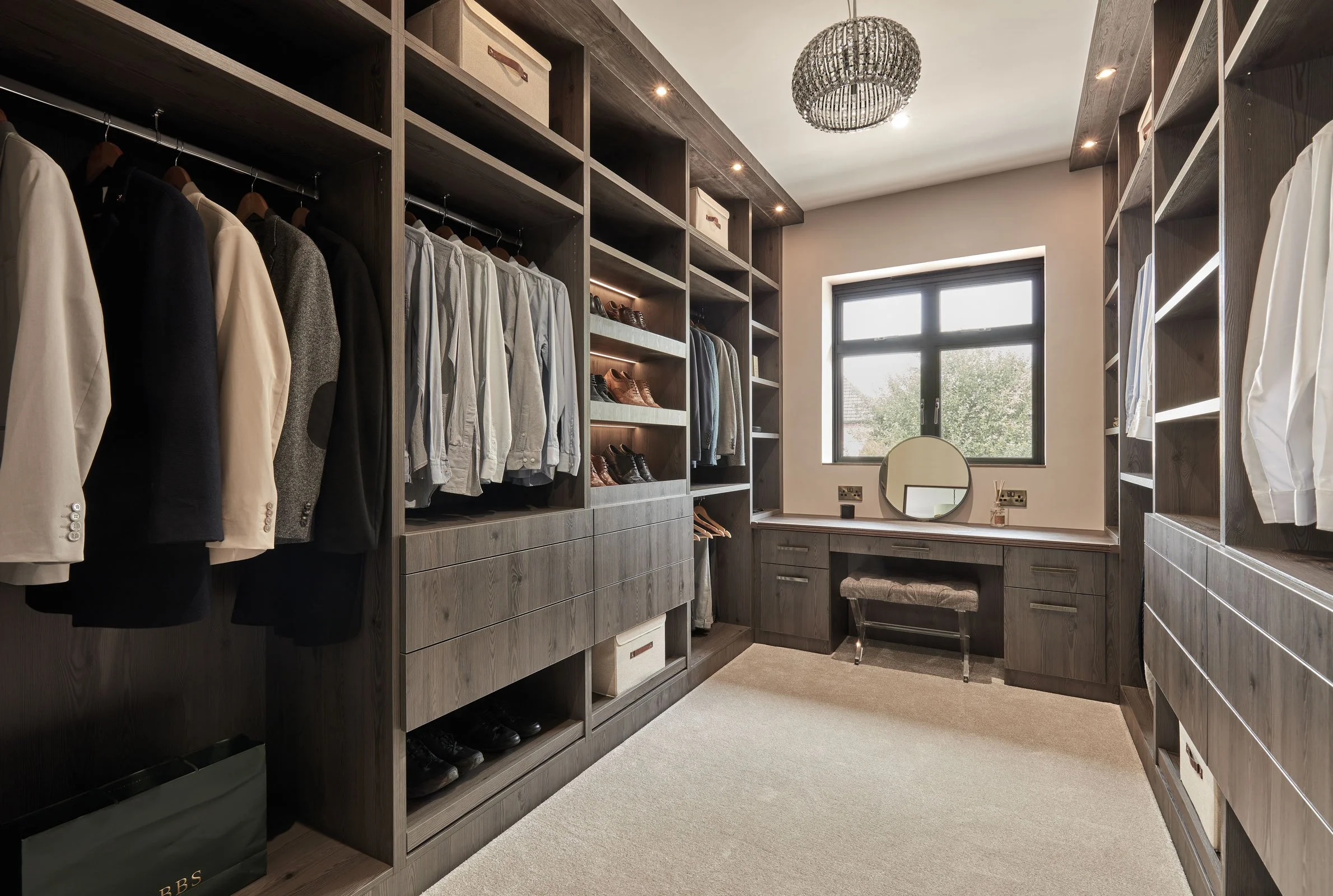 Gallery_sc0422_Altrincham_DressingRoom_23.jpg